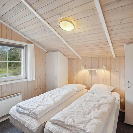 Hébergement de vacances Tinka - 1-2km To The Fjord By Interhome *