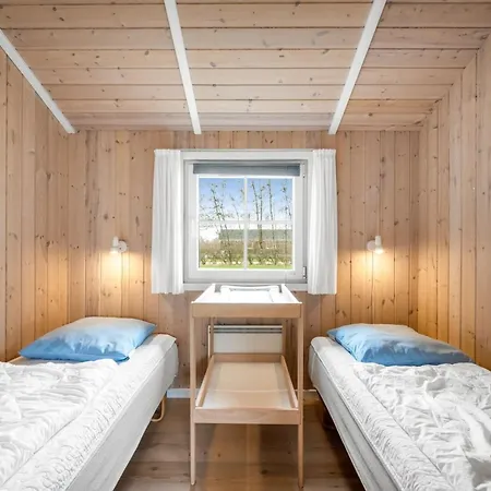 Tinka - 1-2km To The Fjord By Interhome *