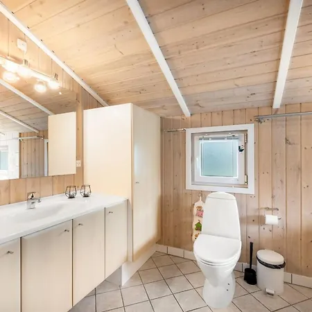 Tinka - 1-2km To The Fjord By Interhome