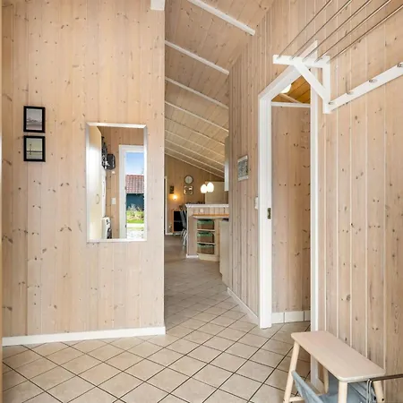 Tinka - 1-2km To The Fjord By Interhome Hemmet